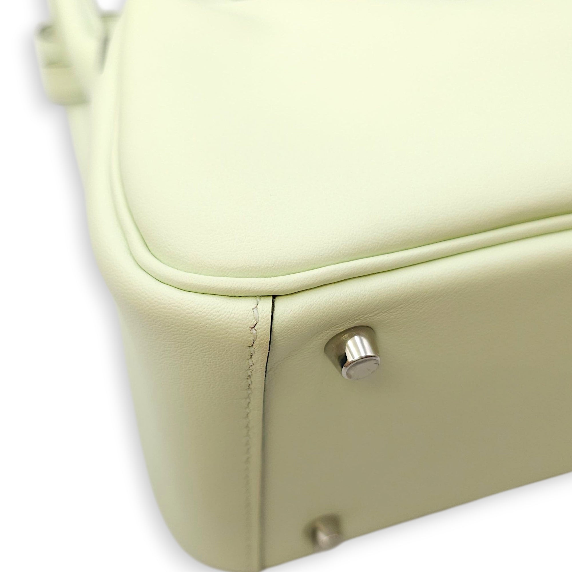 Lindy Mini Vert Fizz in Swift, Palladium hardware