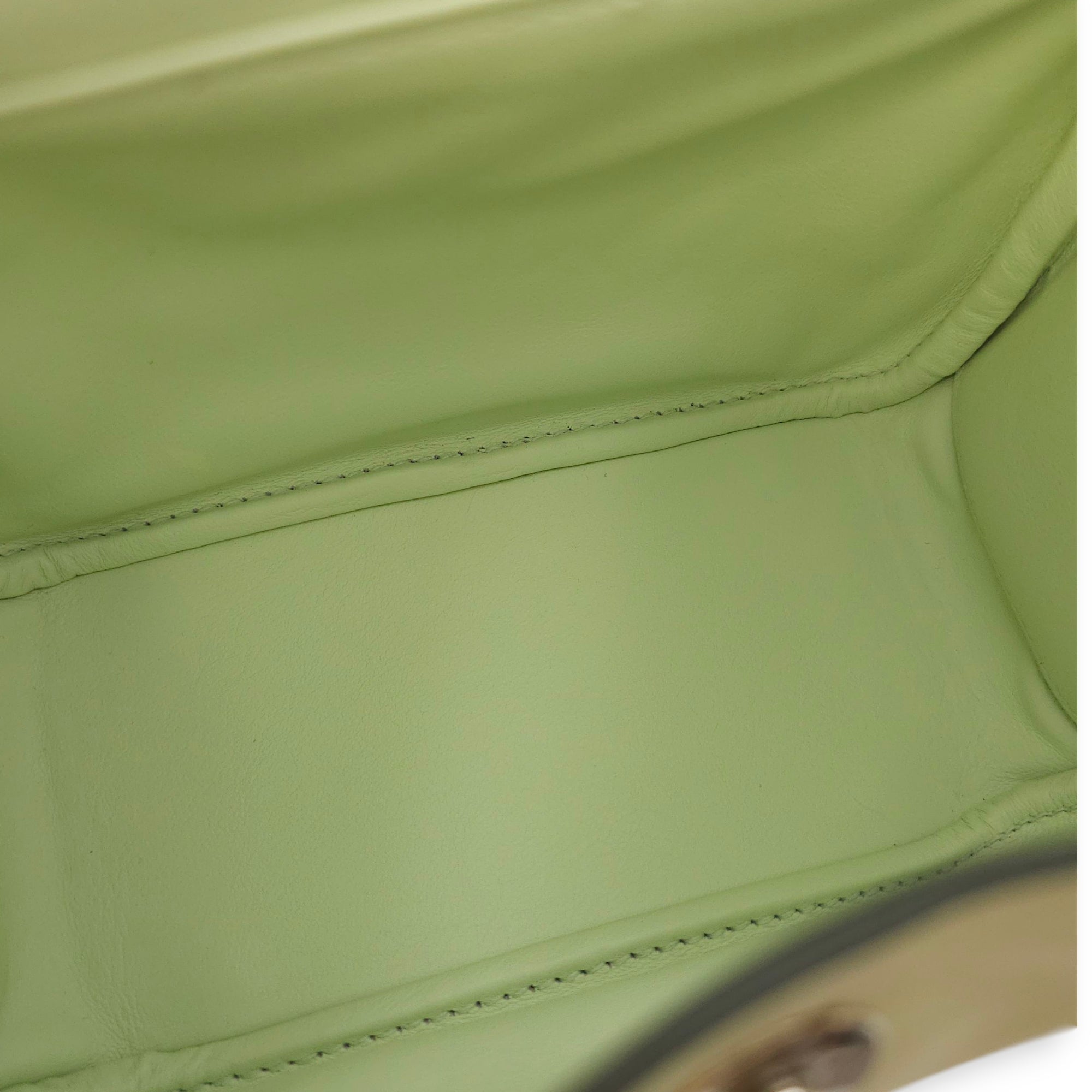 Lindy Mini Vert Fizz in Swift, Palladium hardware