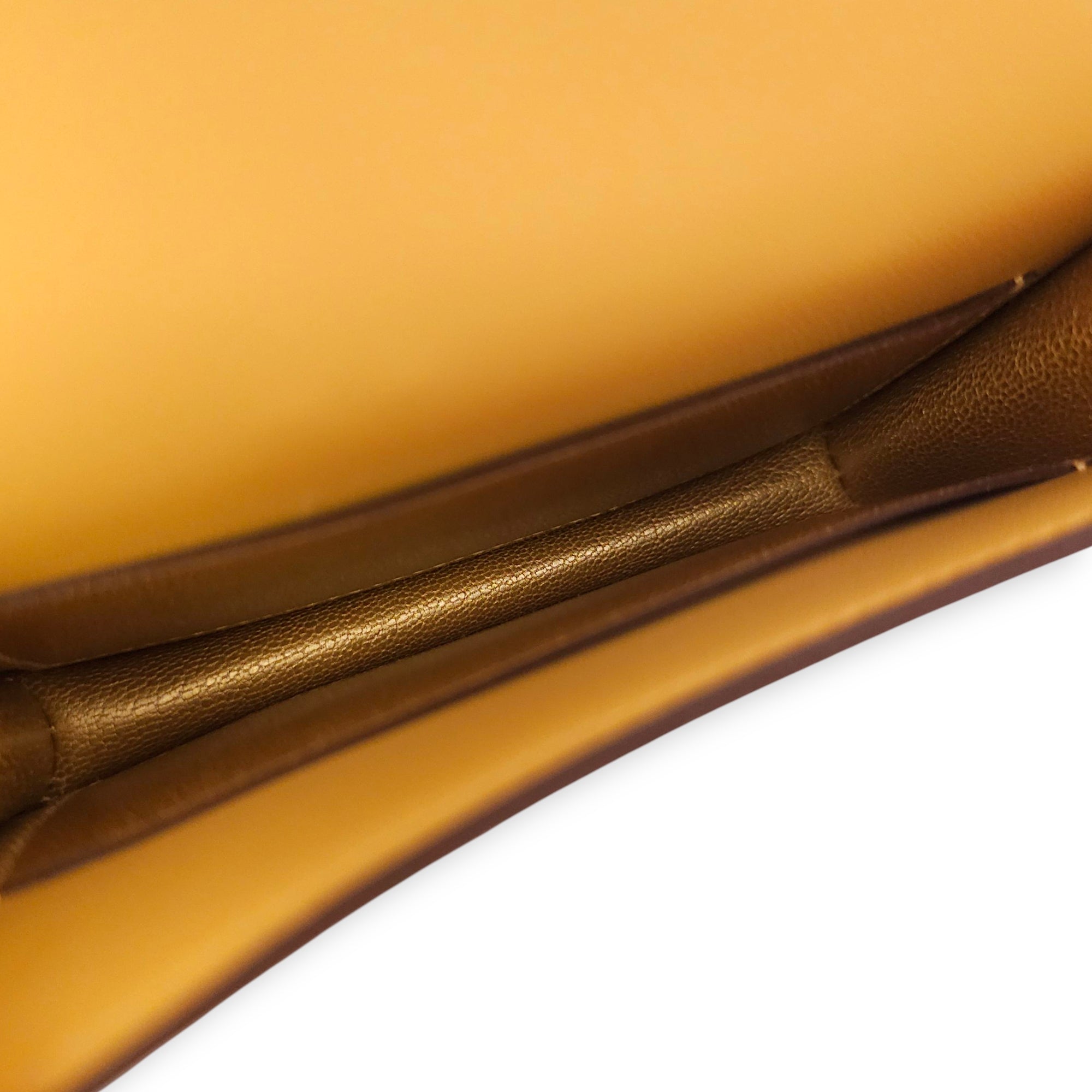 Constance Slim Dore Wallet in Chevre Chamkilight, Gold hardware