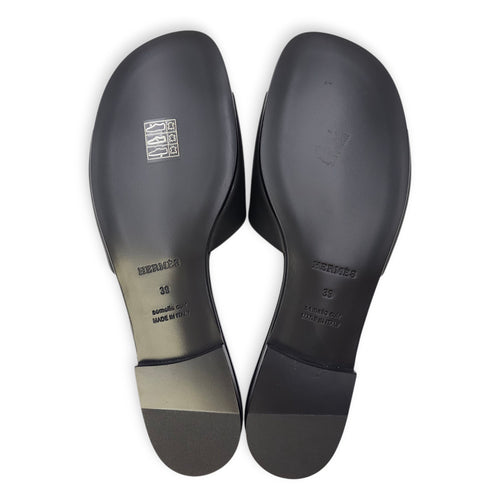 Dune 39 Black Sandals in Calfskin, Palladium hardware
