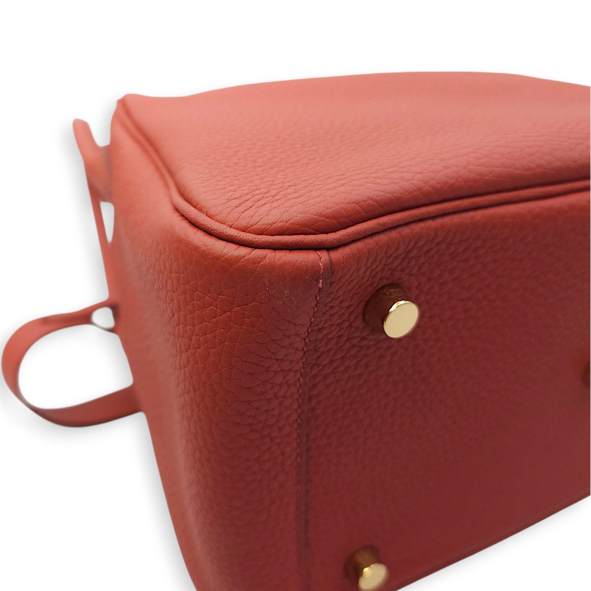 Lindy 26 Brique in Clemence, Gold hardware