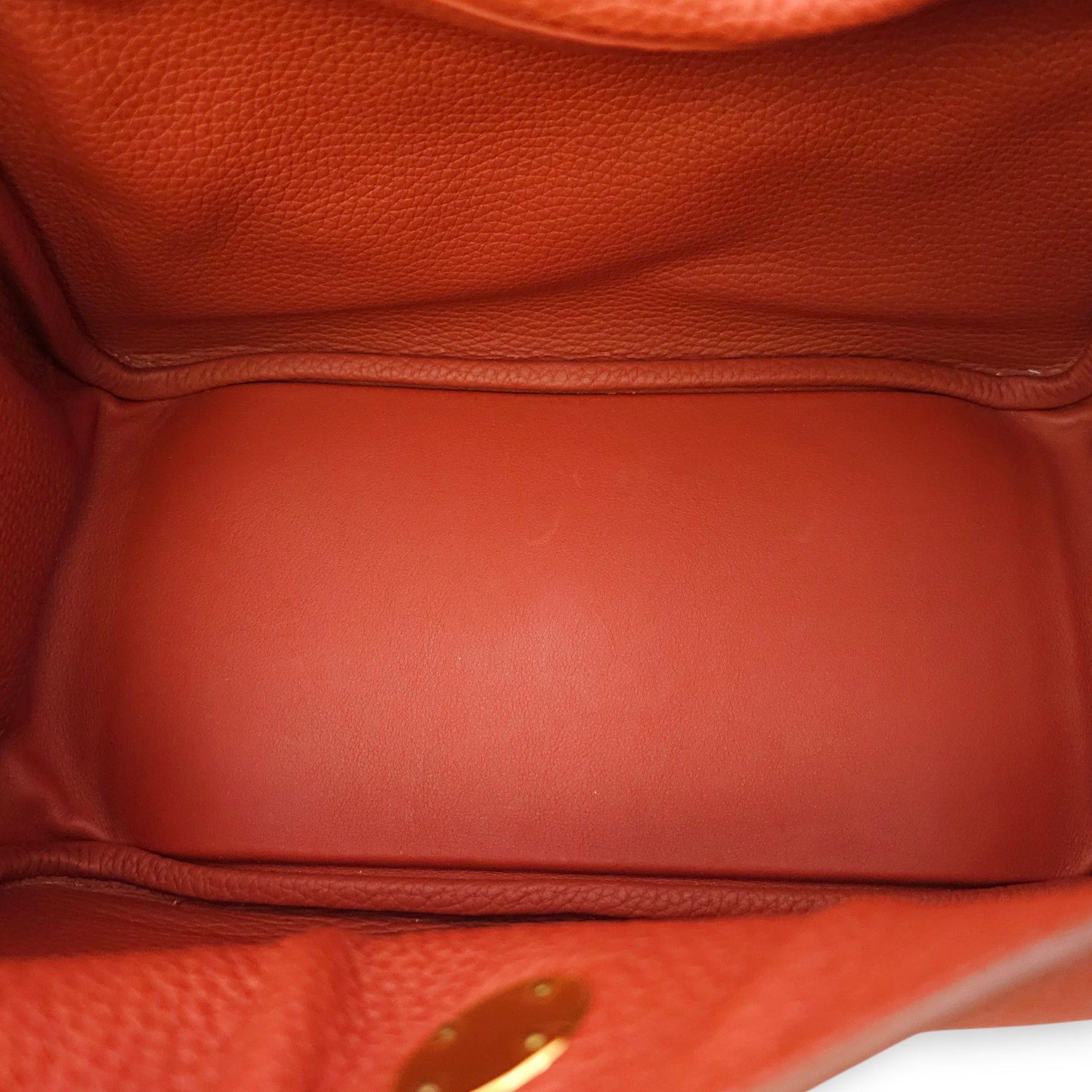 Lindy 26 Brique in Clemence, Gold hardware