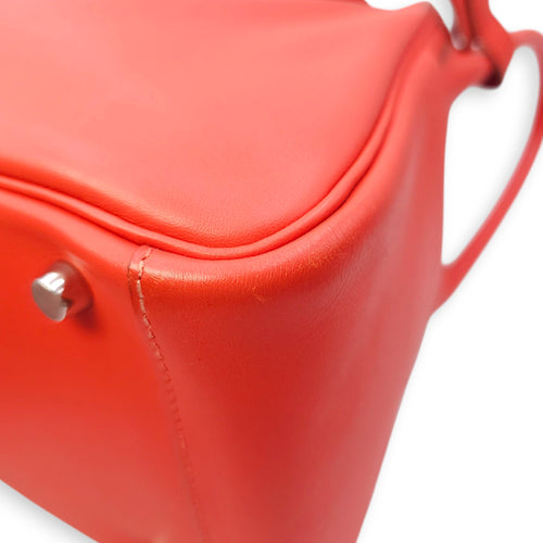 Lindy 30 Capucine in Swift, Palladium hardware