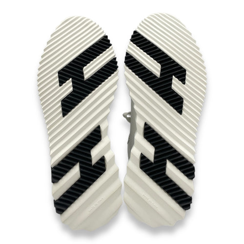 Bouncing 39 White Sneakers in Calfskin