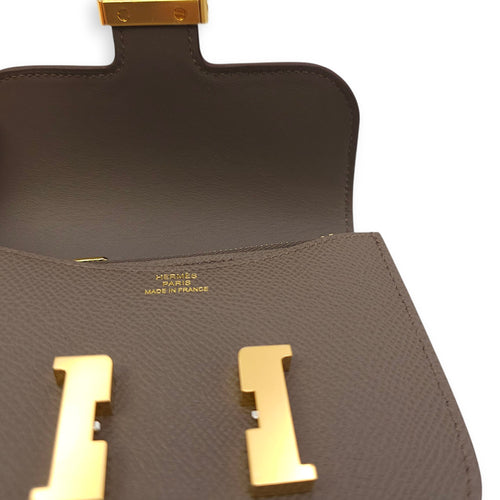 Constance Slim Etain Wallet in Epsom, Gold hardware