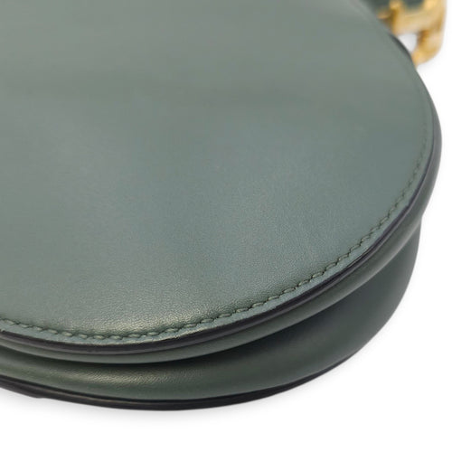 Saddle Medium Green Shoulder Bag in Calfskin, Gold hardware