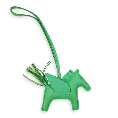 Pegasus PM Vert Comics Charm