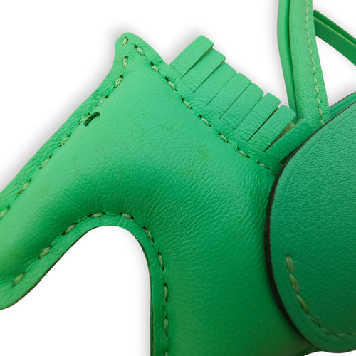 Pegasus PM Vert Comics Charm