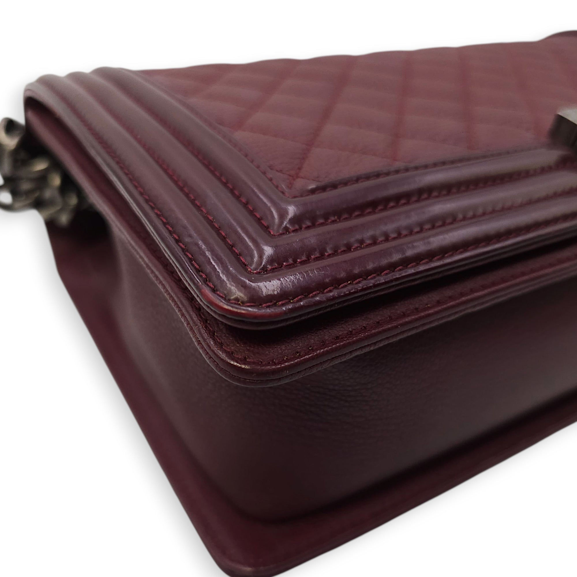 Le Boy Medium Deep Red Flap Bag in Caviar Leather, Ruthenium hardware