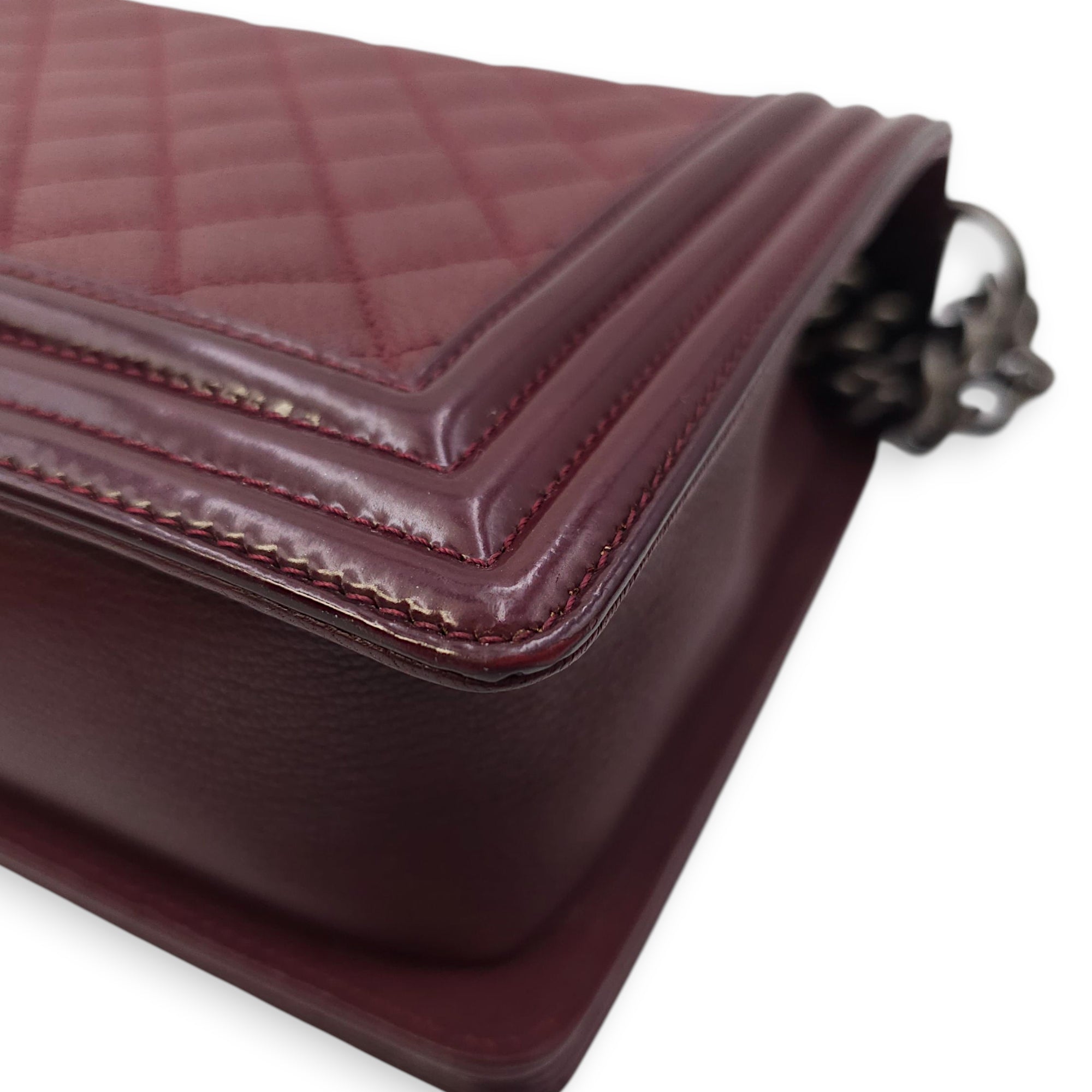 Le Boy Medium Deep Red Flap Bag in Caviar Leather, Ruthenium hardware