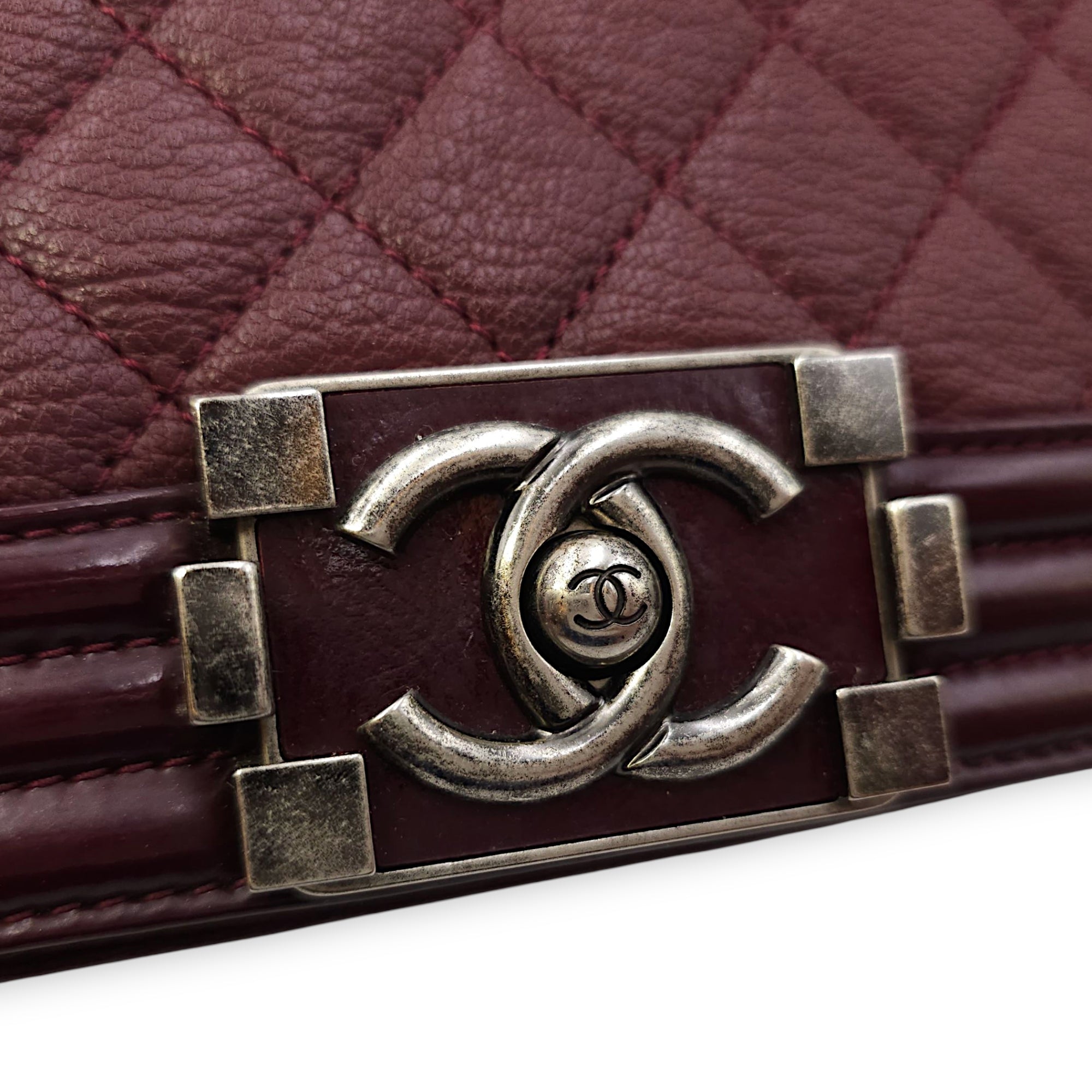 Le Boy Medium Deep Red Flap Bag in Caviar Leather, Ruthenium hardware