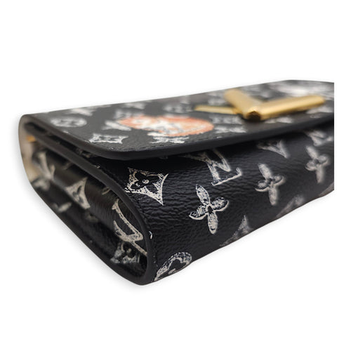 Monogram Catogram Portefeuille Twist Black Wallet on Chain, Gold hardware