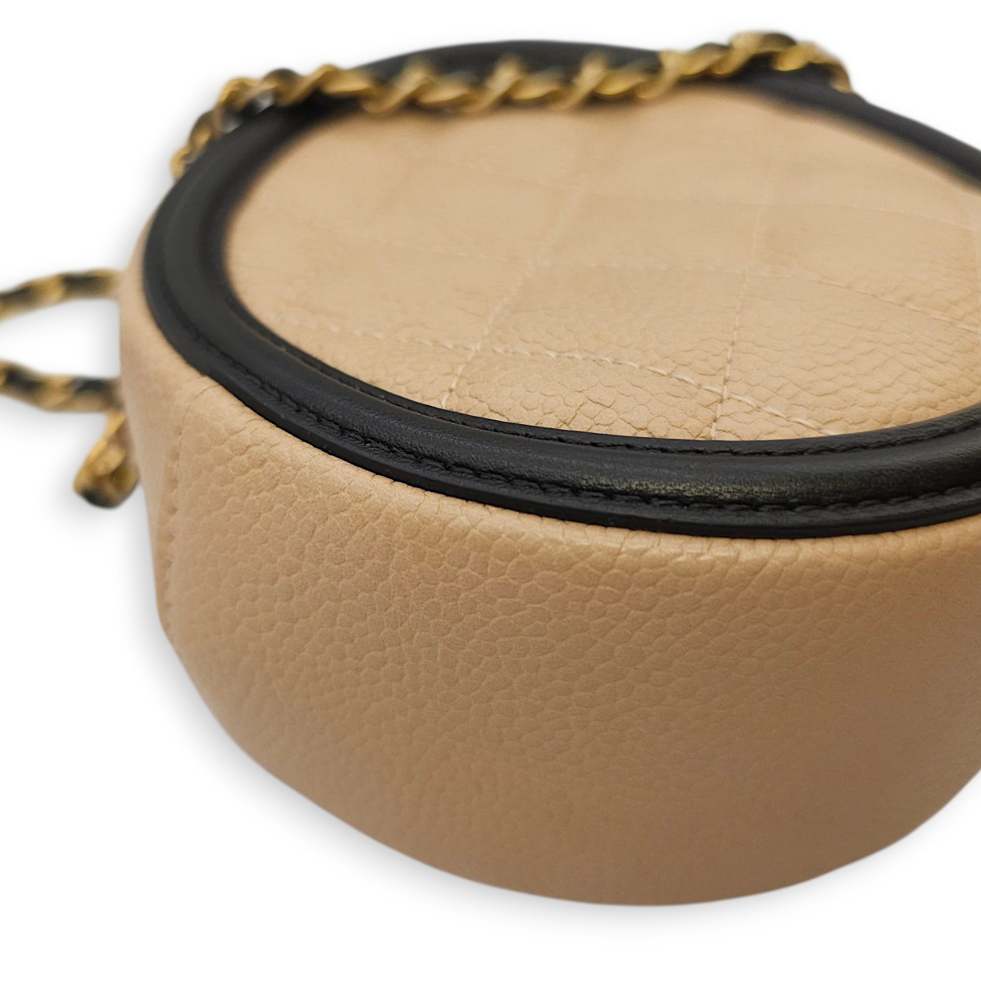 Quilted CC Filigree Round Brown Crossbody in Caviar Leather, Gold hardware