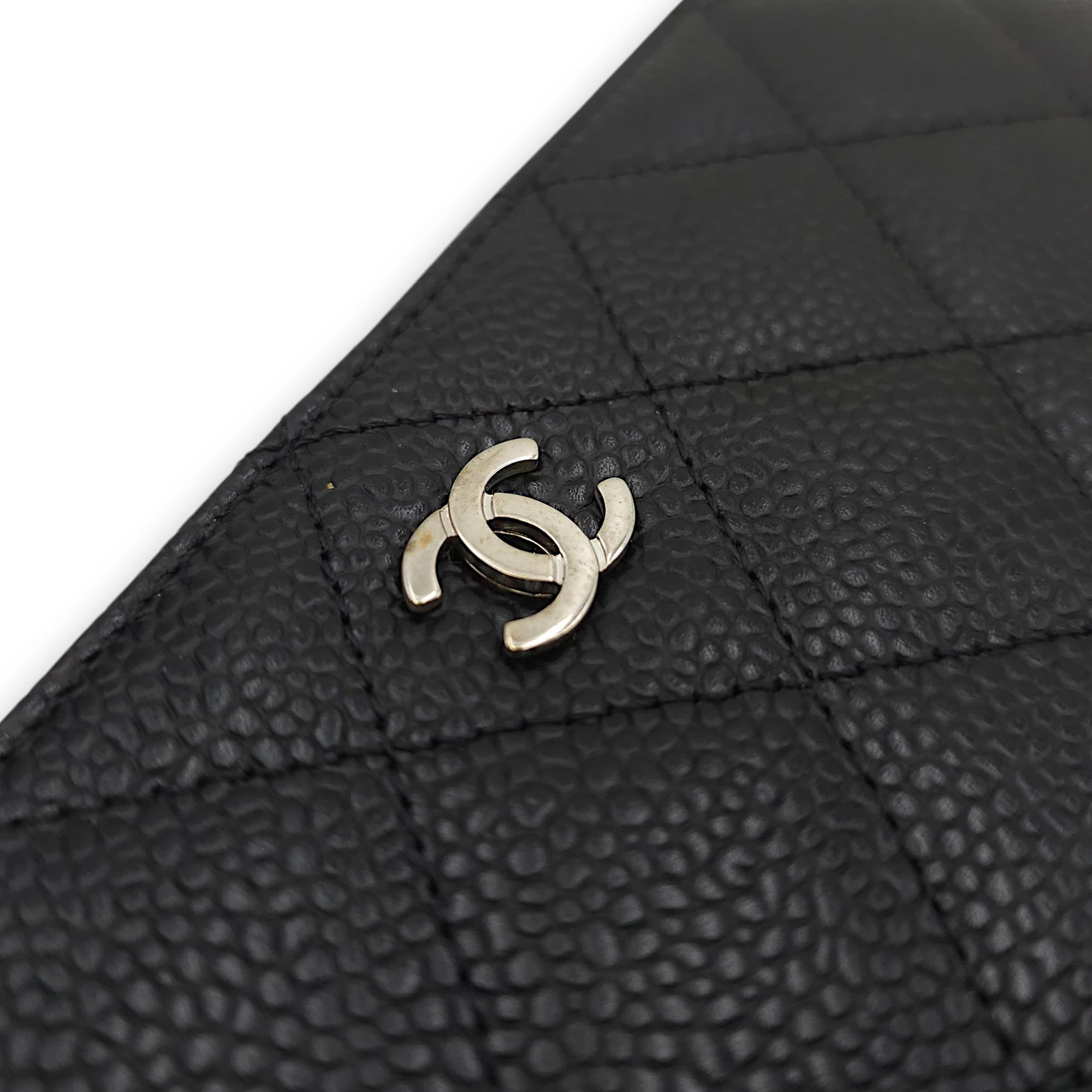 Quilted CC Zippy XL Black Wallet in Caviar Leather, Silver hardware