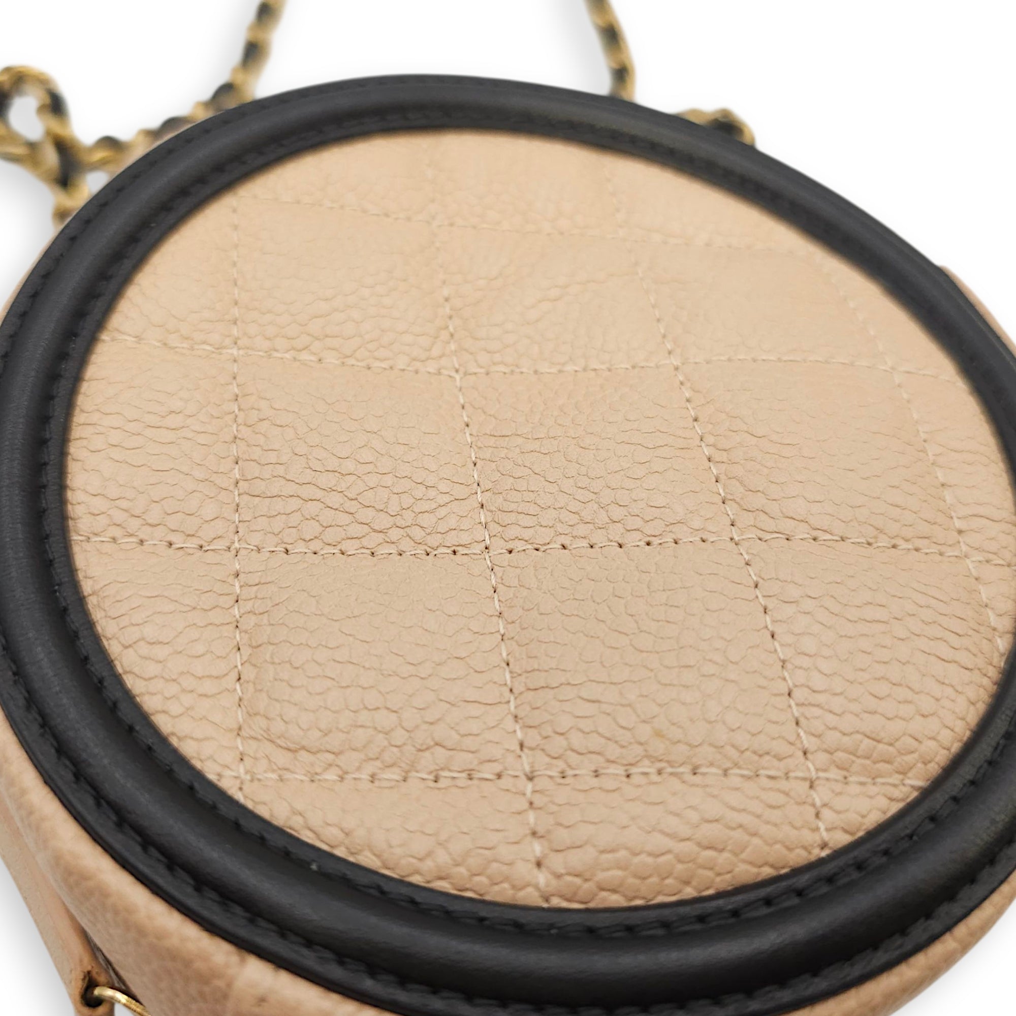 Quilted CC Filigree Round Brown Crossbody in Caviar Leather, Gold hardware
