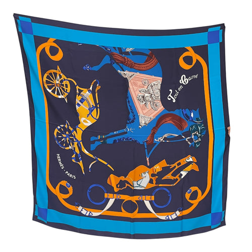 Tout en Carre 140 Multi-colour Scarf