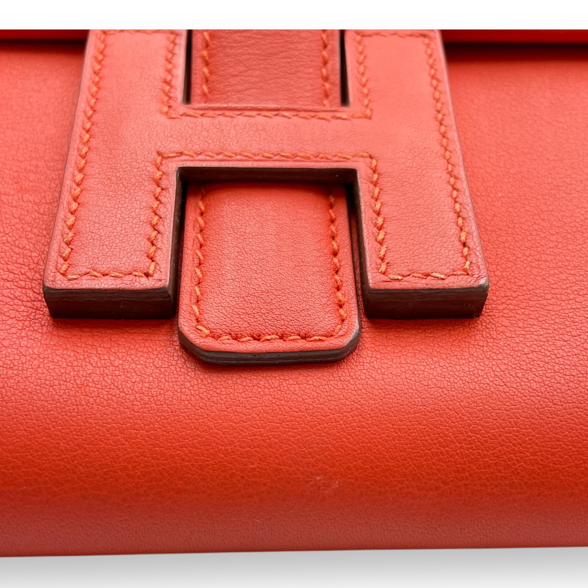 Jige Elan Capucine in Swift