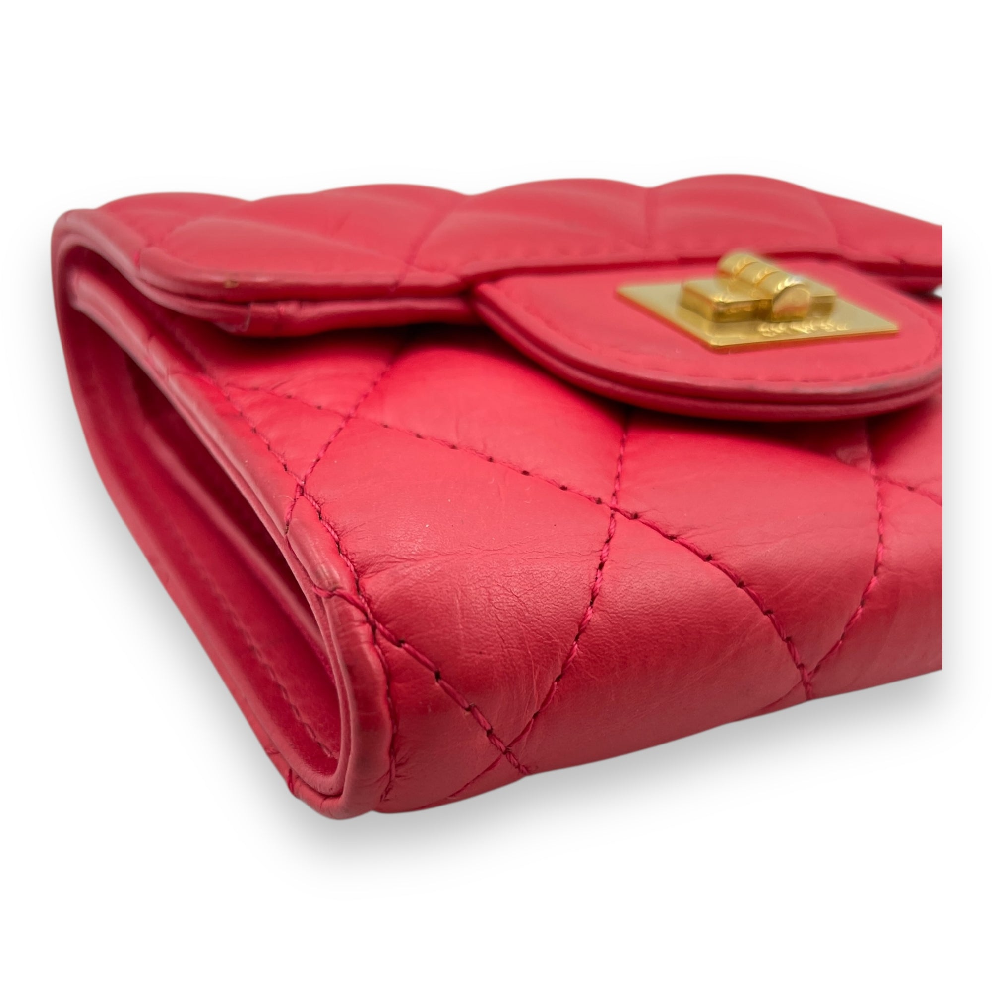 CC Reissue Red Wallet in Lambskin, Gold hardware