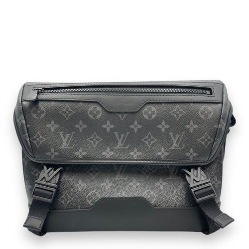 Monogram Eclipse Messenger Voyager PM Grey Crossbody Bag in Canvas, Gunmetal hardware