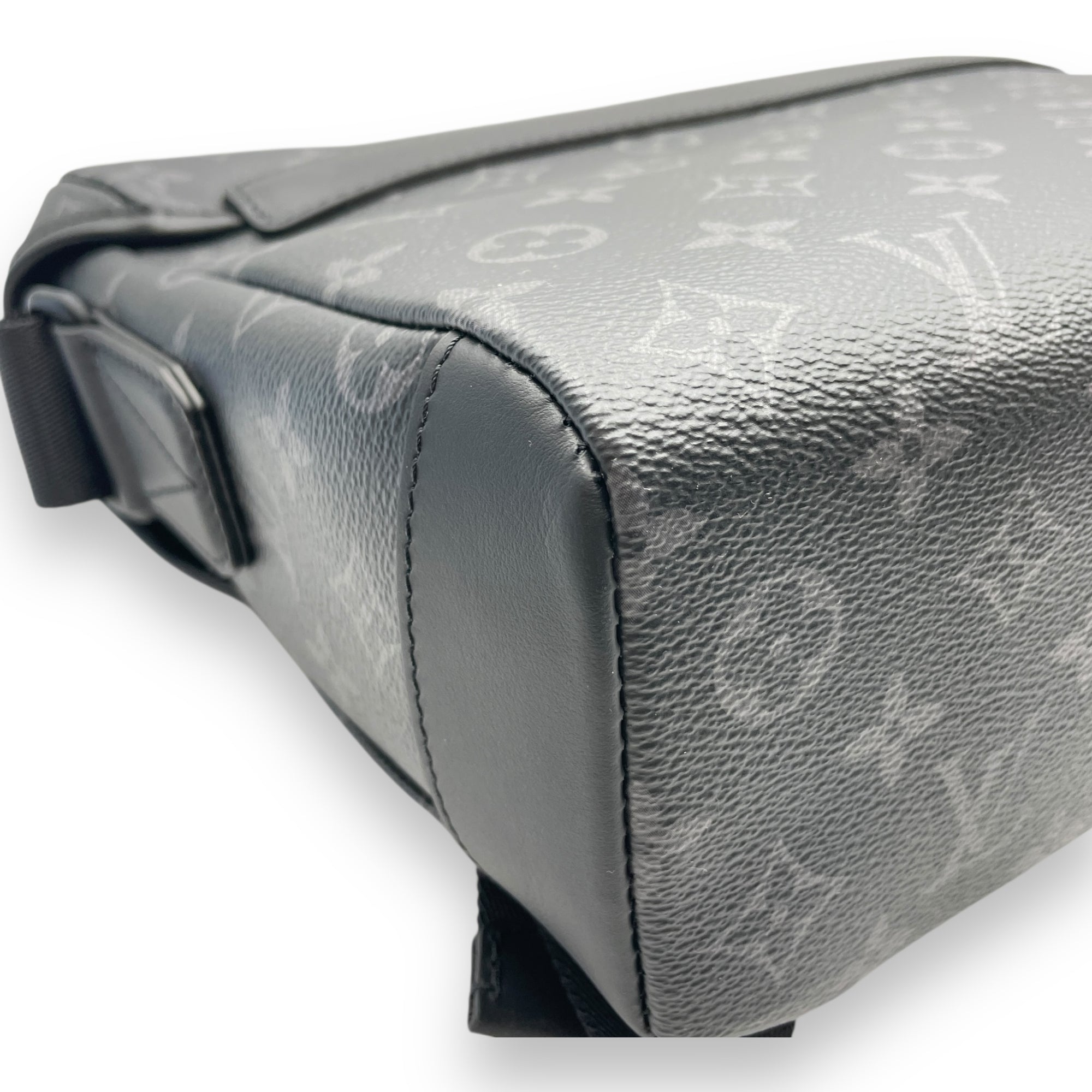 Monogram Eclipse Messenger Voyager PM Grey Crossbody Bag in Canvas, Gunmetal hardware