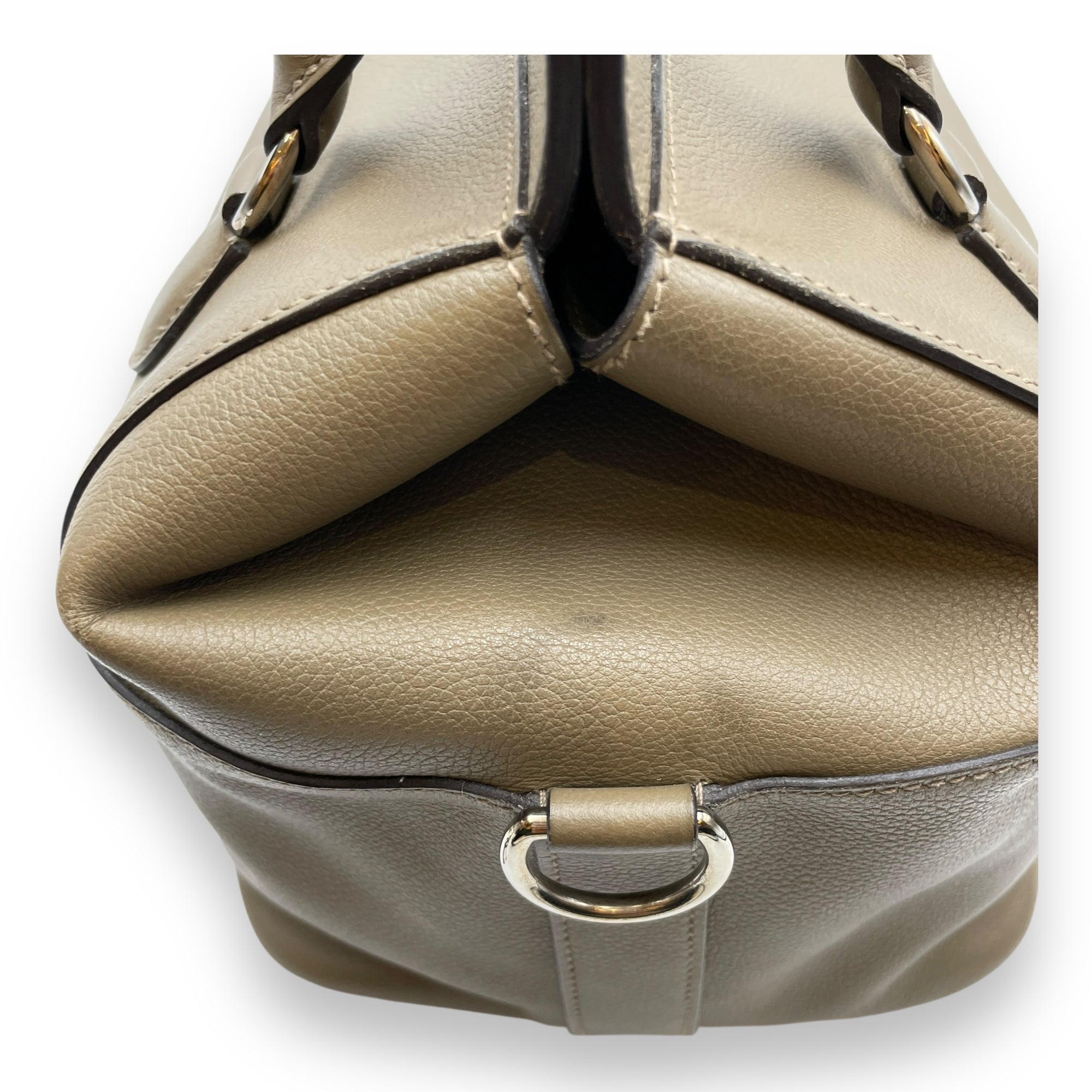 Toolbox 26 Origan in Evercolor, Palladium hardware