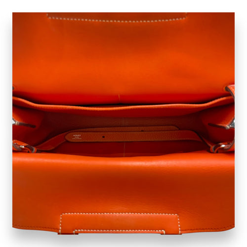 Halzan 31 Orange in Clemence, Palladium hardware