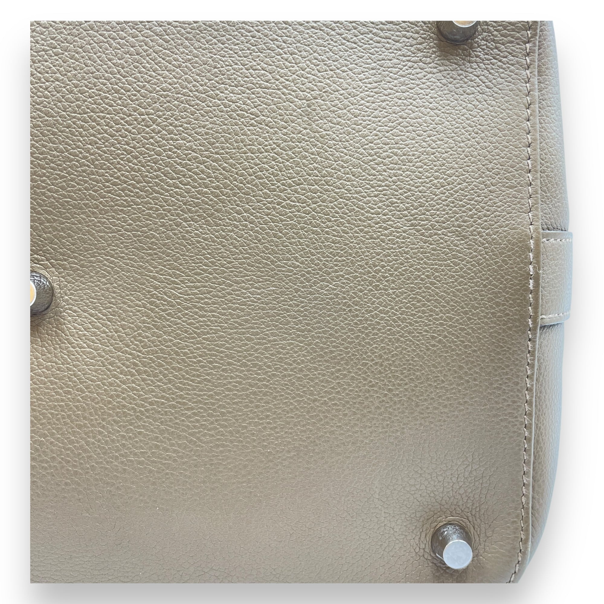 Toolbox 26 Origan in Evercolor, Palladium hardware