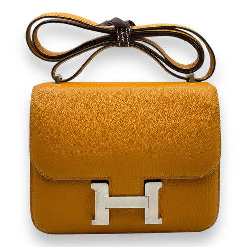 Constance 18 Moutarde/Rose Lipstick in Chevre Mysore, Palladium hardware