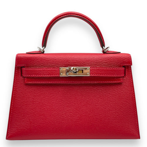 Kelly 20 Rouge Casaque Verso in Chevre Mysore, Palladium hardware