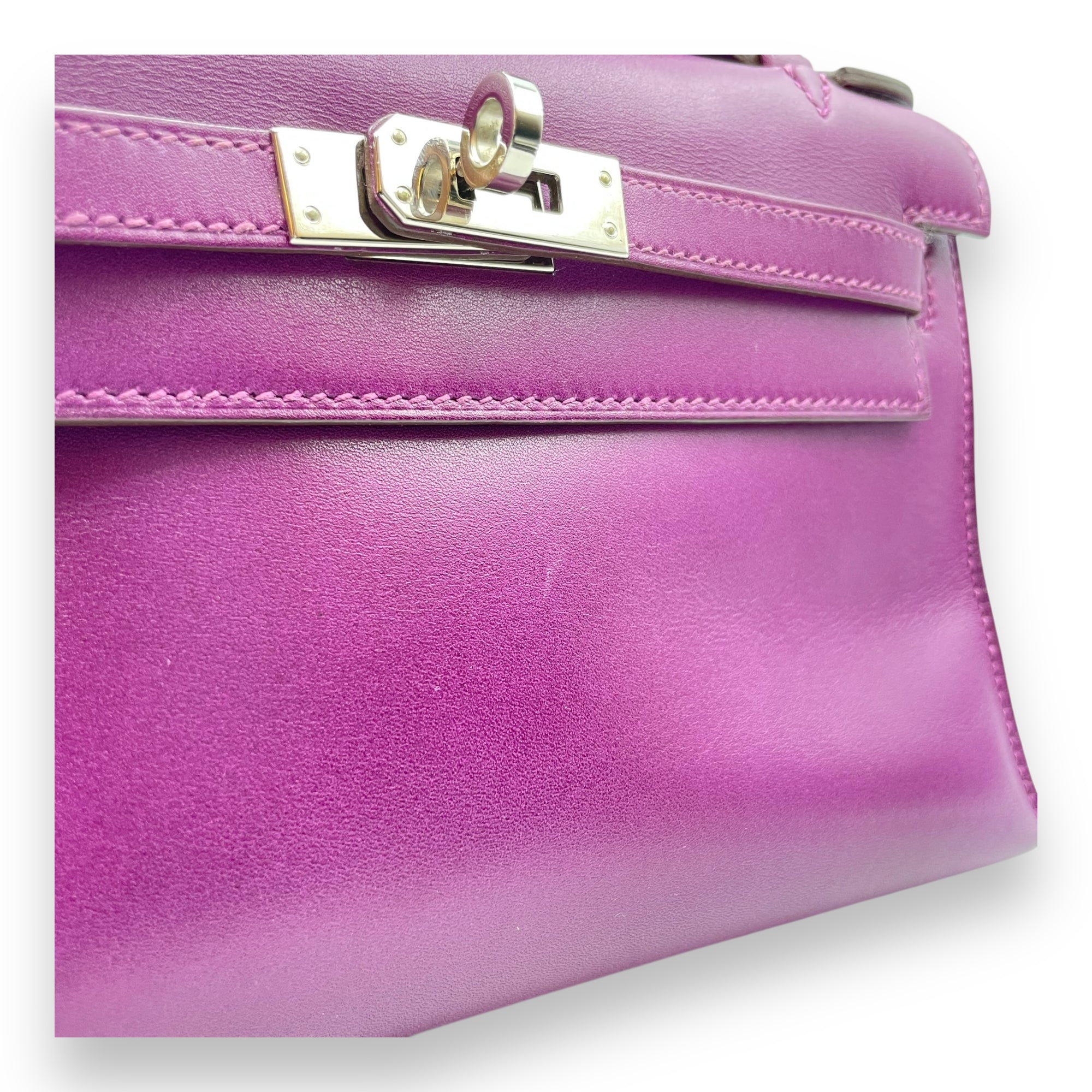 Kelly Violet in Tadelakt, Palladium hardware