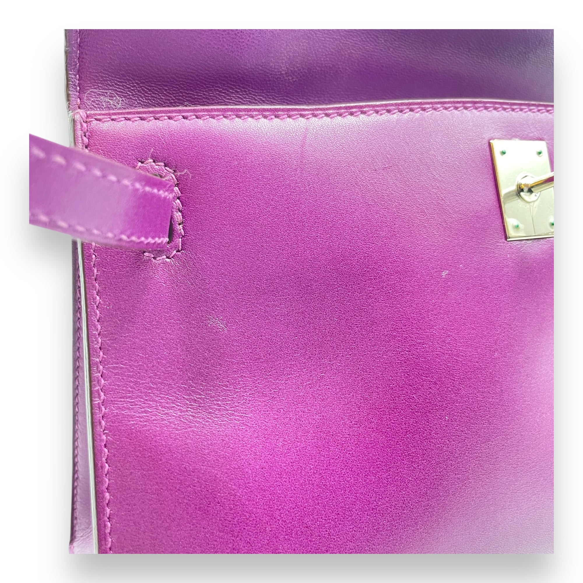 Kelly Violet in Tadelakt, Palladium hardware