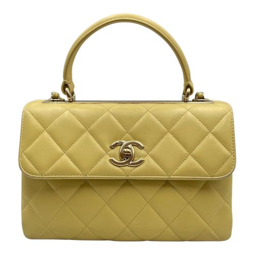 Trendy CC 25cm Yellow Shoulder Bag in Lambskin, Gold hardware