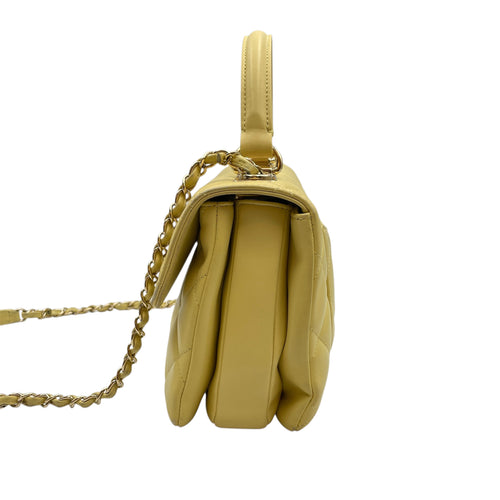 Trendy CC 25cm Yellow Shoulder Bag in Lambskin, Gold hardware
