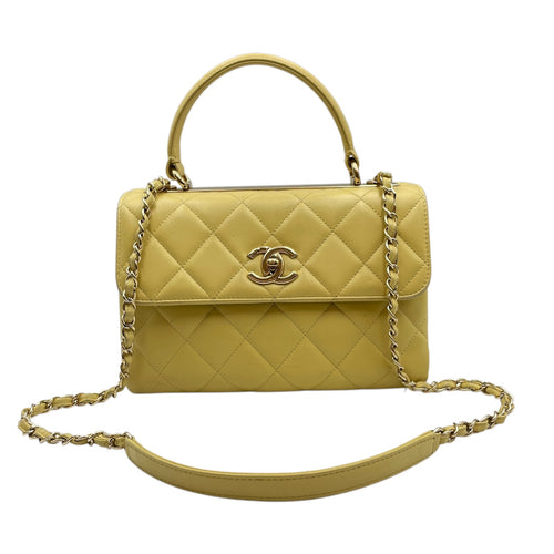 Trendy CC 25cm Yellow Shoulder Bag in Lambskin, Gold hardware
