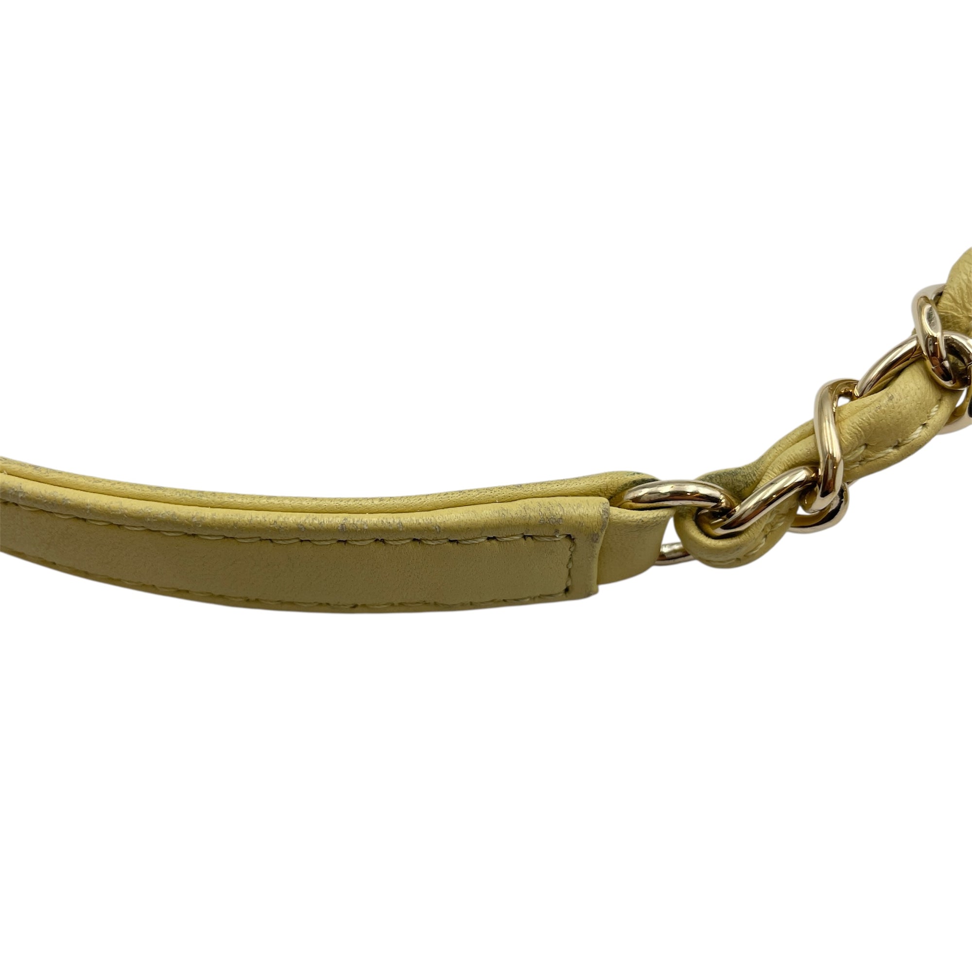 Trendy CC 25cm Yellow Shoulder Bag in Lambskin, Gold hardware