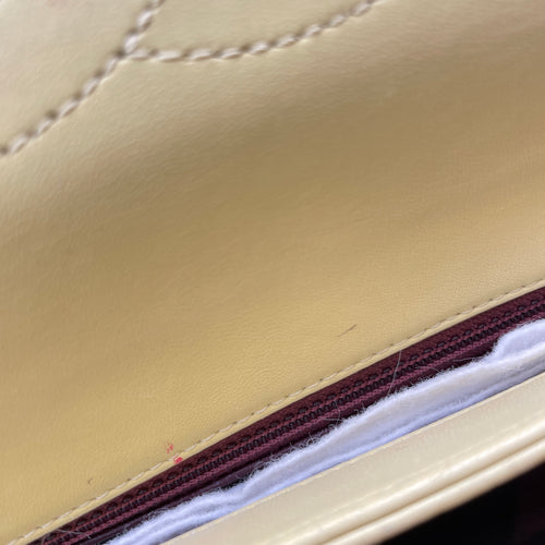 Trendy CC 25cm Yellow Shoulder Bag in Lambskin, Gold hardware