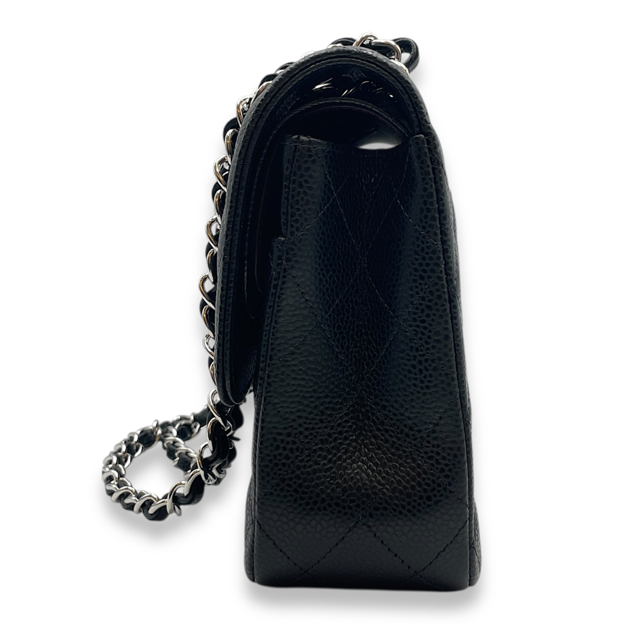 Classic Double Flap Medium Black Shoulder Bag in Caviar Leather, Silver hardware