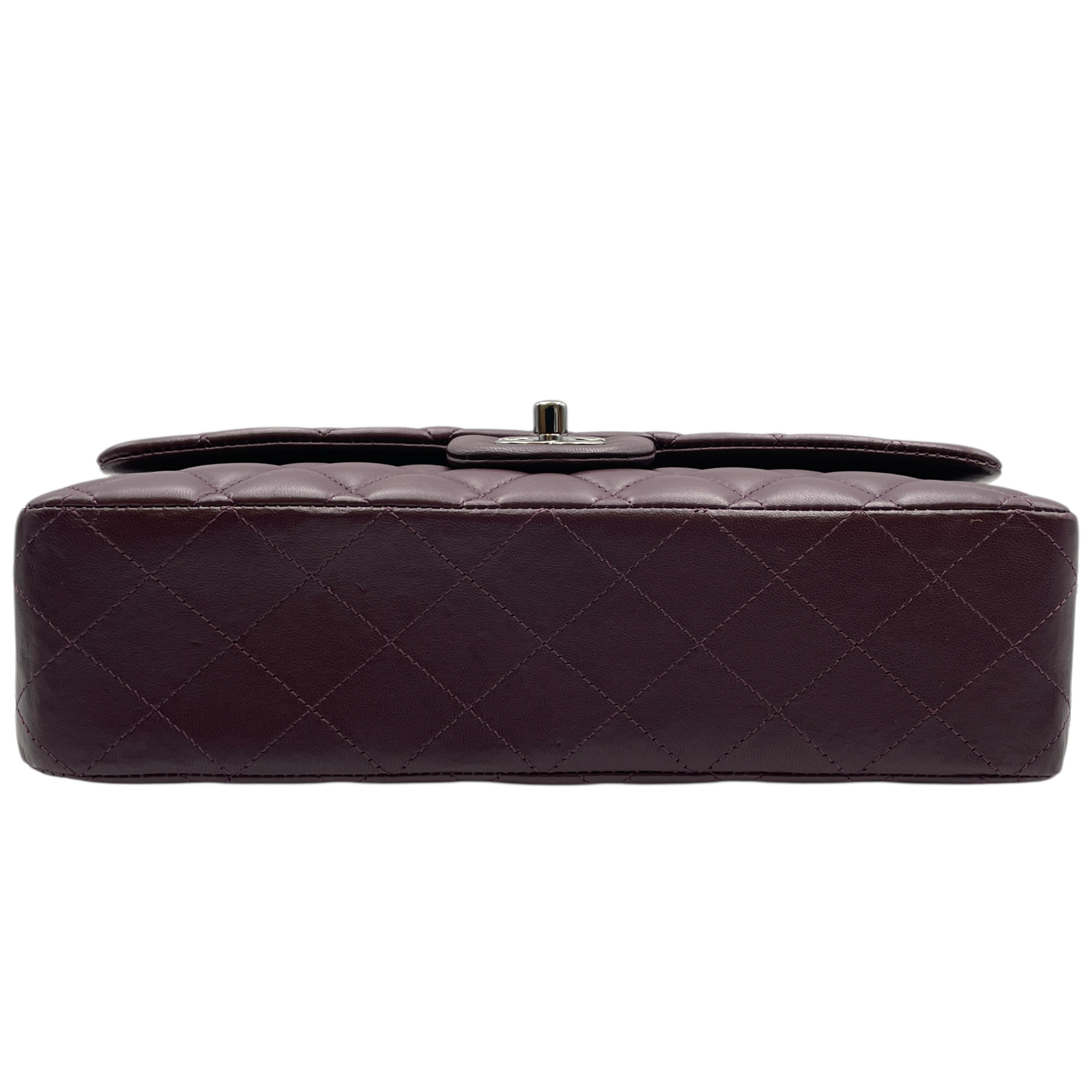 Classic Double Flap Medium Red Shoulder Bag in Lambskin, Silver hardware