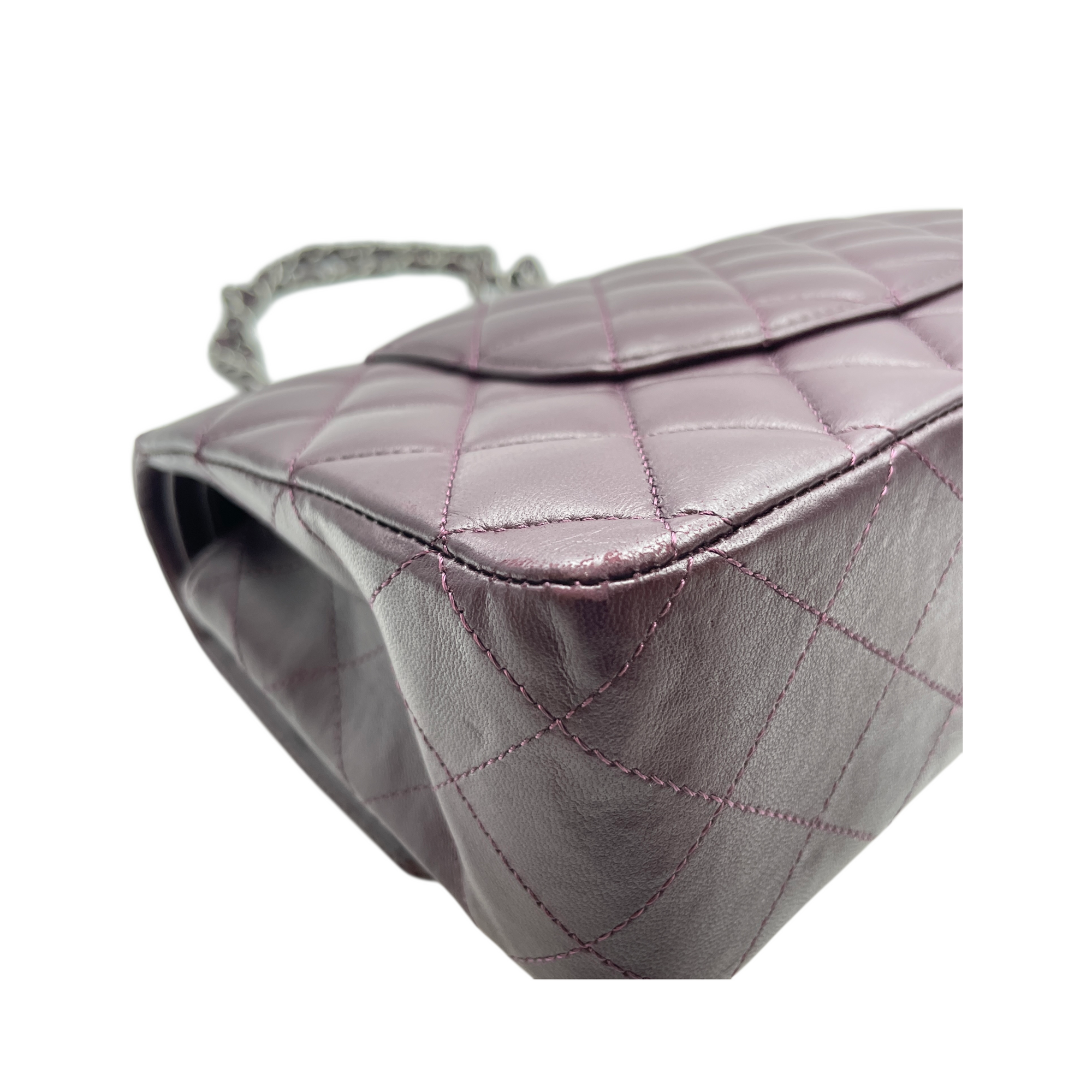 Classic Double Flap Medium Red Shoulder Bag in Lambskin, Silver hardware