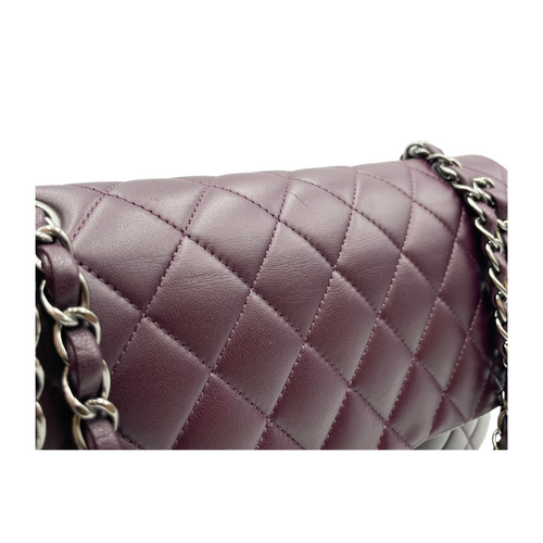 Classic Double Flap Medium Red Shoulder Bag in Lambskin, Silver hardware