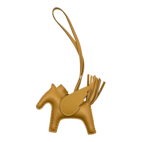 Pegasus PM Paille Charm in Swift