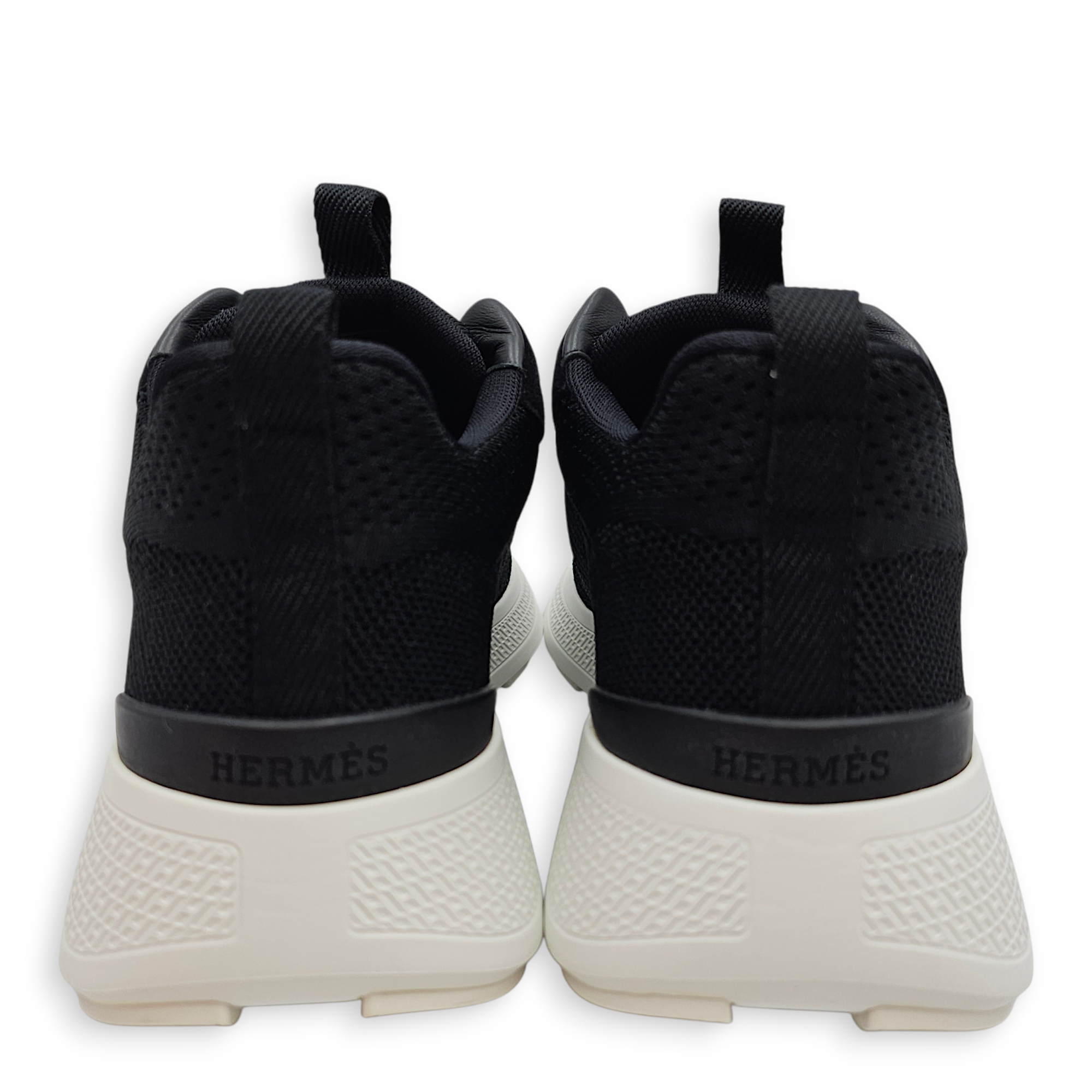 Heros 38 Black Sneakers