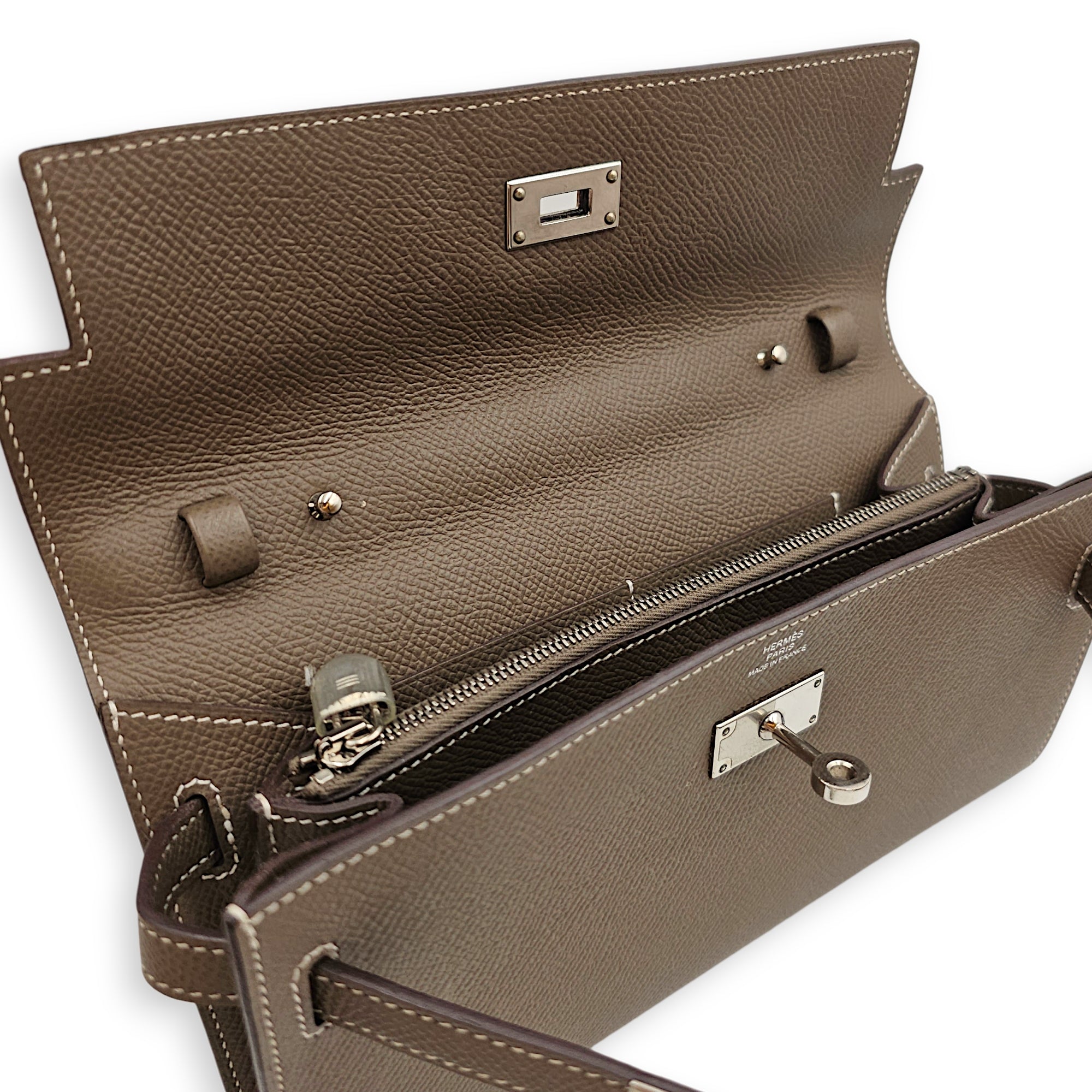 Kelly To Go Etoupe Crossbody Bag in Epsom, Palladium hardware