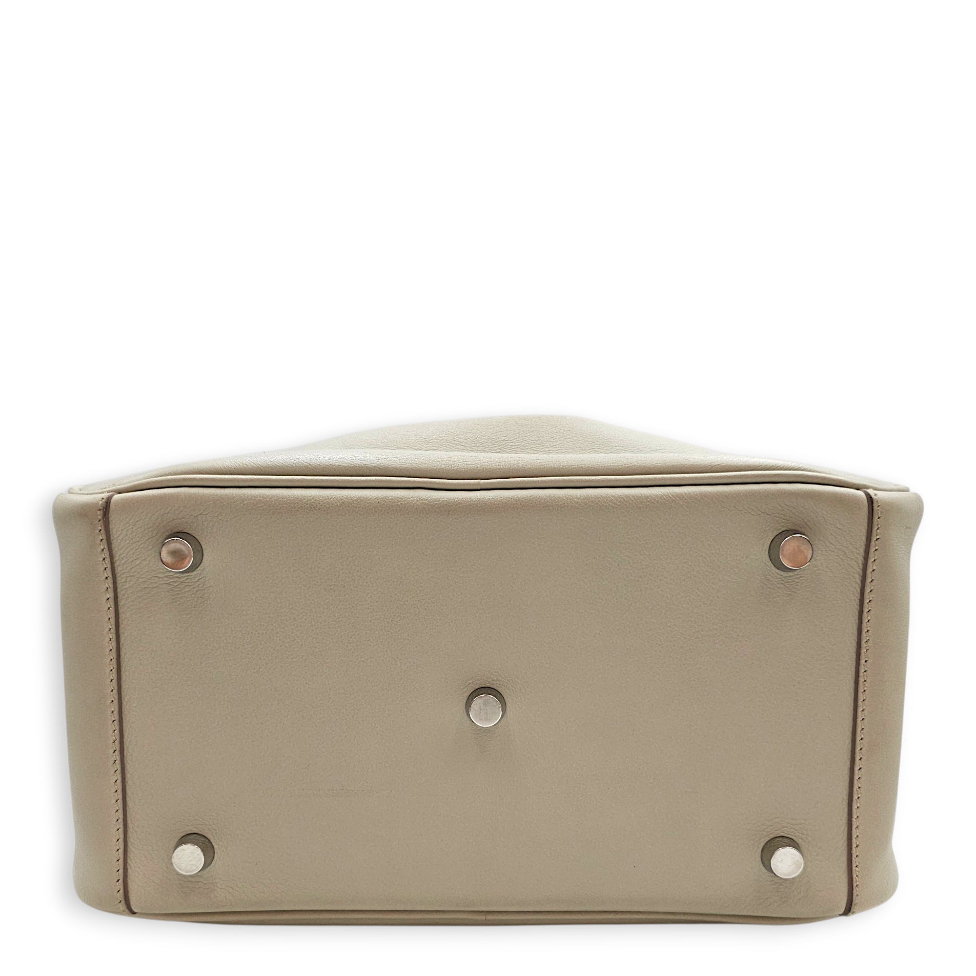 Lindy 26 Gris Perle in Swift, Palladium hardware