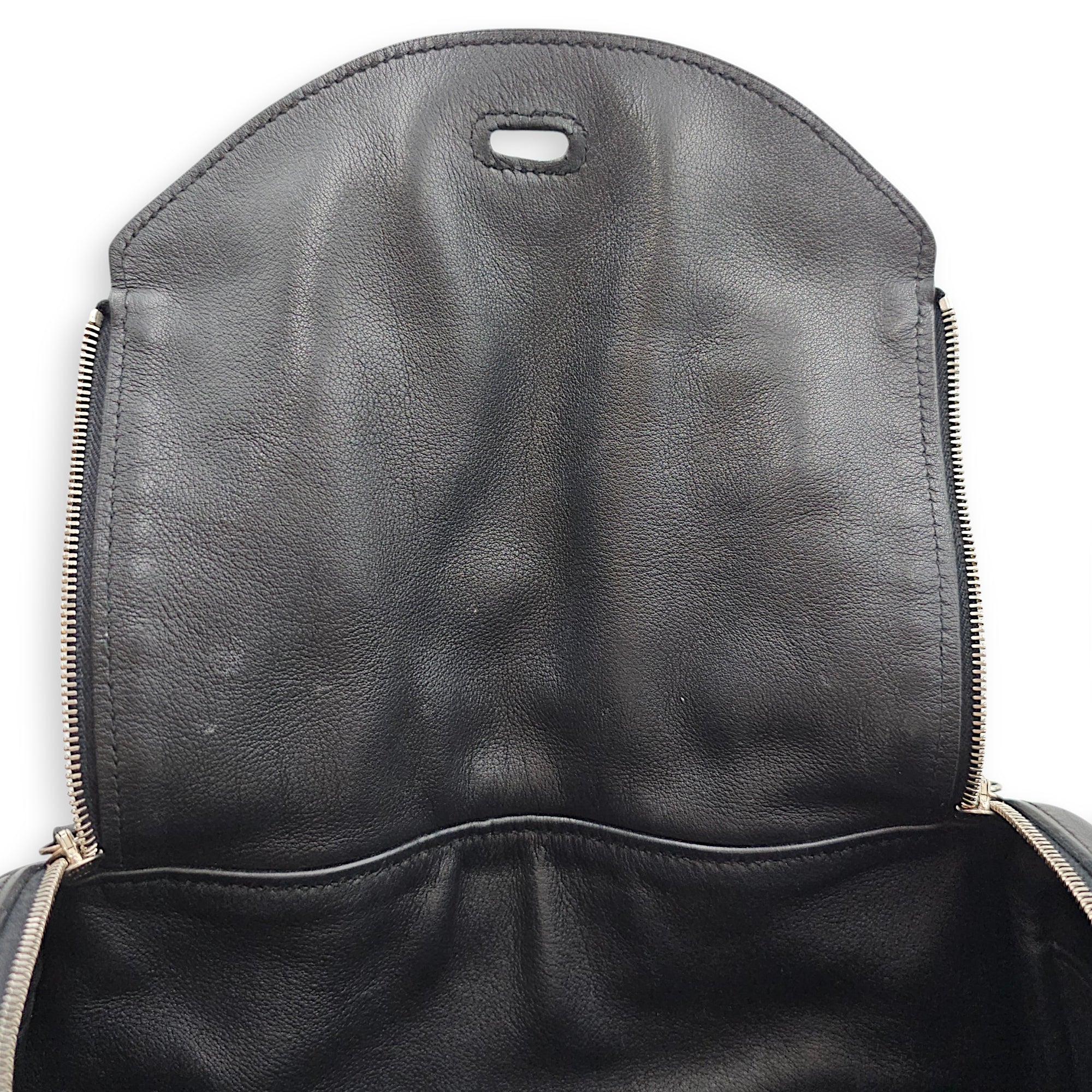 Lindy 26 Black in Swift, Palladium hardware