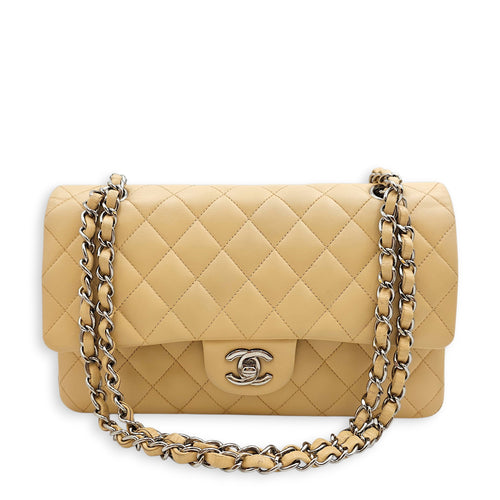 Classic Flap Medium Beige Shoulder Bag in Lambskin, Silver hardware