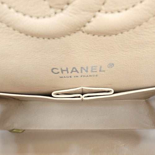 Classic Flap Medium Beige Shoulder Bag in Lambskin, Silver hardware