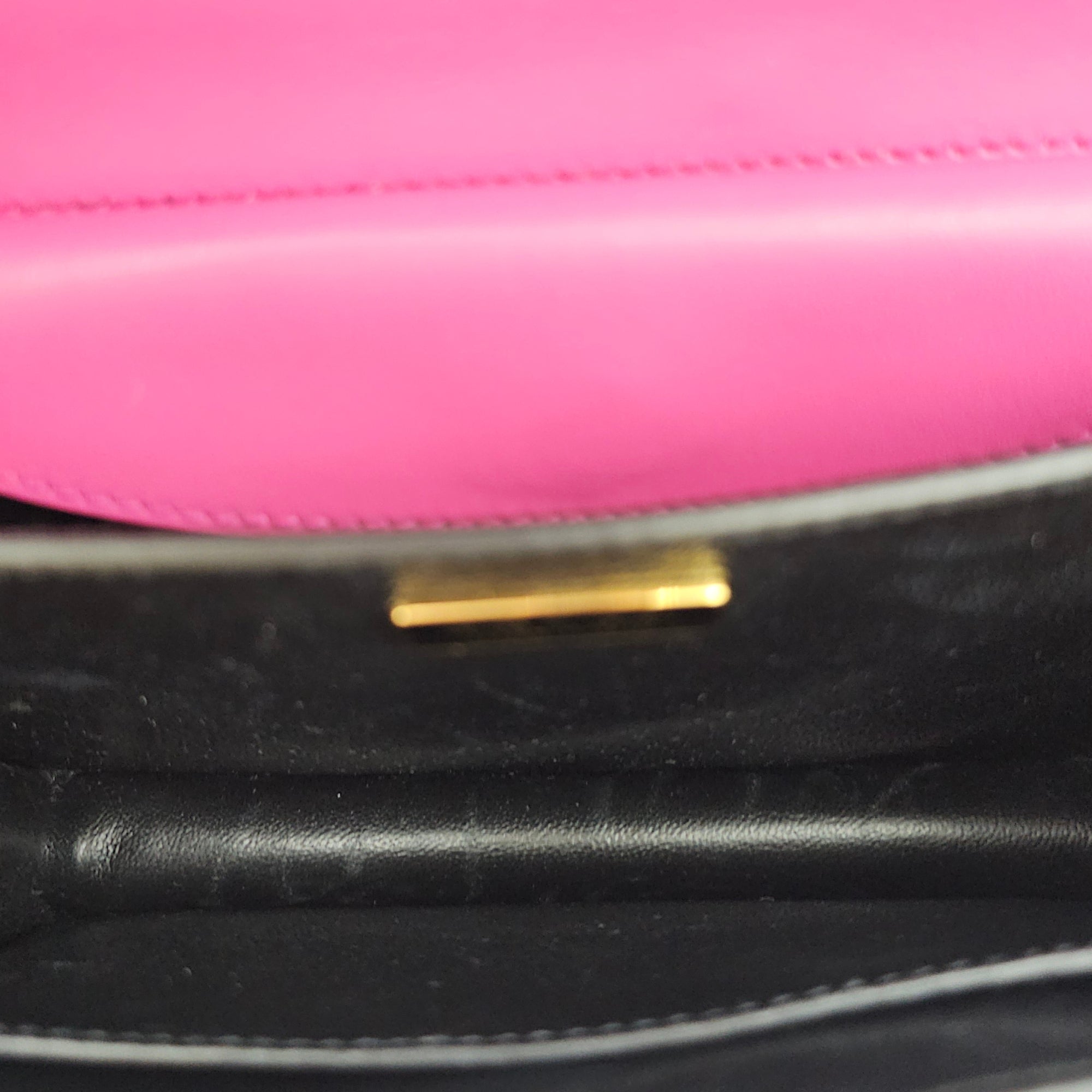 Cahier Black/Pink Shoulder Bag in Saffiano Leather, Gold hardware