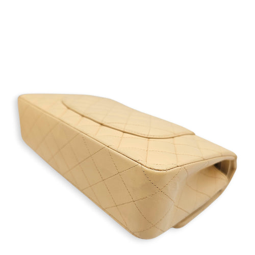 Classic Flap Medium Beige Shoulder Bag in Lambskin, Silver hardware