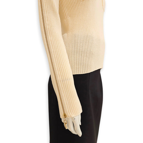 Pullover with Bag Charm Zip Pullover  36 Beige Ready-To-Wear CL2512-18174 2